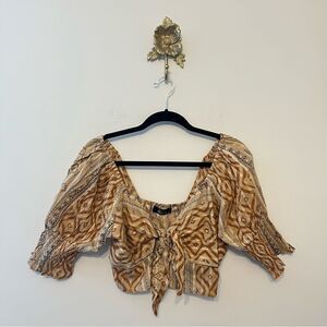 Seek the Label LF Puff Sleeve Tie Top M NEW